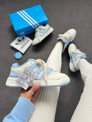 Tênis Adidas fórum 2000