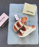 Chinelo Papete miu miu luxo