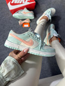 Tênis Nike Dunk Low Barely Green