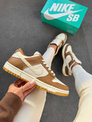Tênis Nike Dunk Low pro luxo